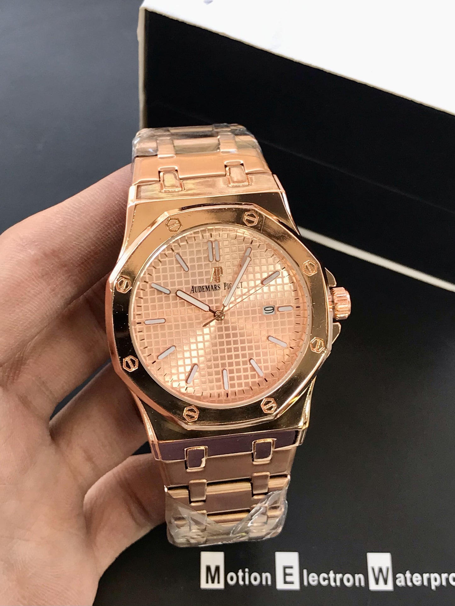 Chain watch